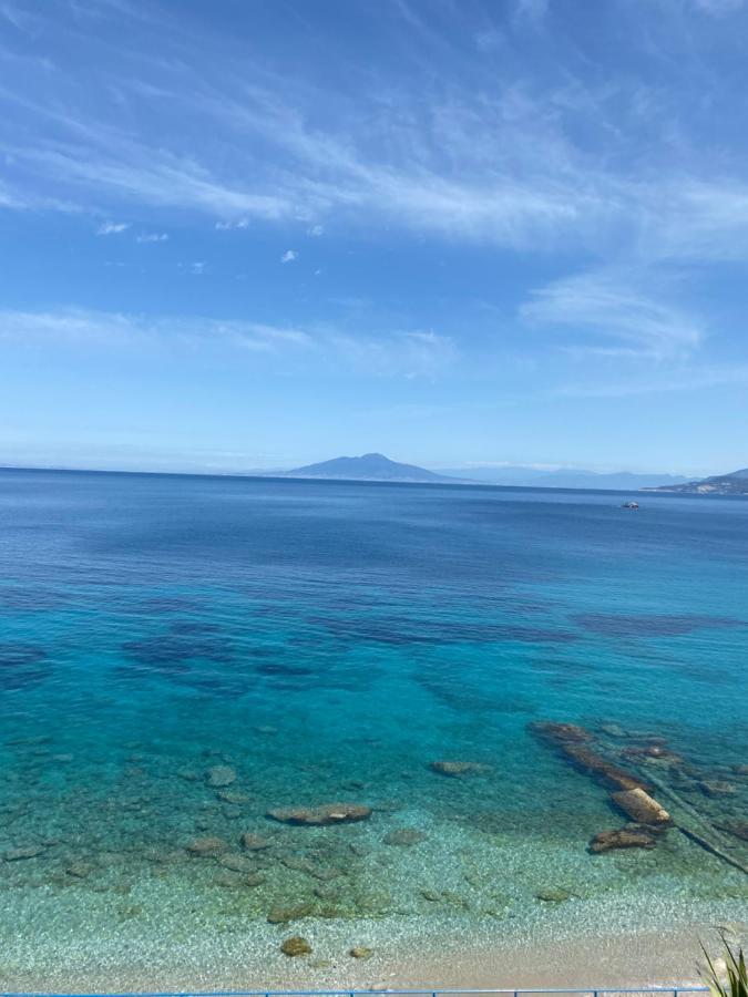 La Baia Di Napoli Apartment Capri Bagian luar foto