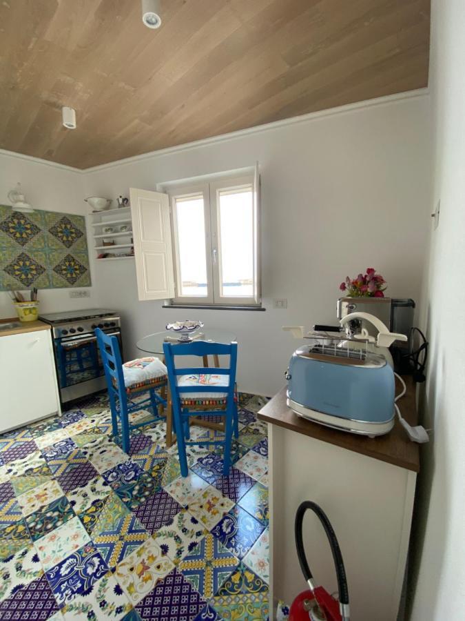 La Baia Di Napoli Apartment Capri Bagian luar foto