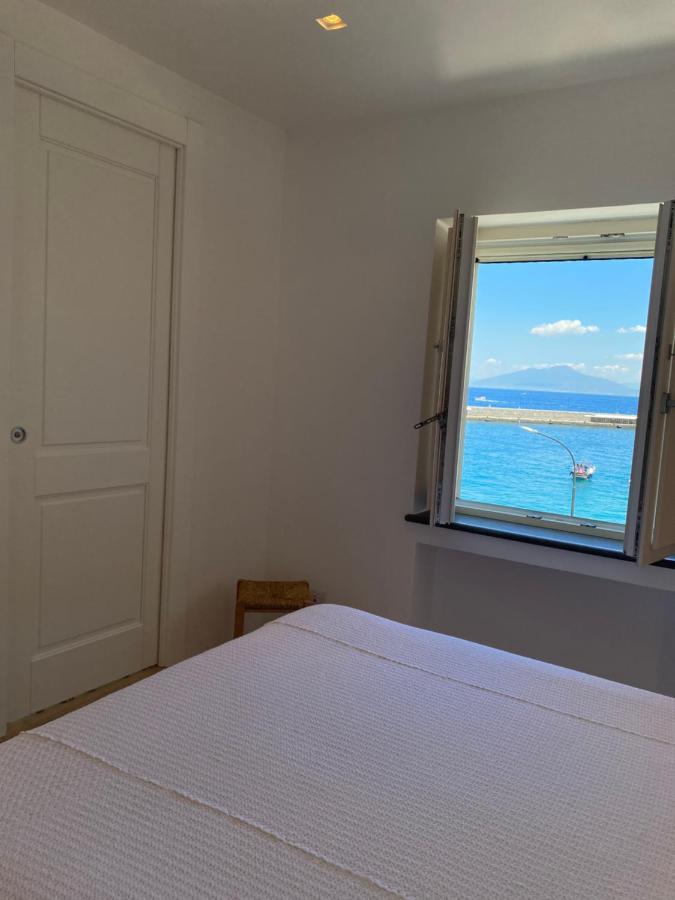 La Baia Di Napoli Apartment Capri Bagian luar foto